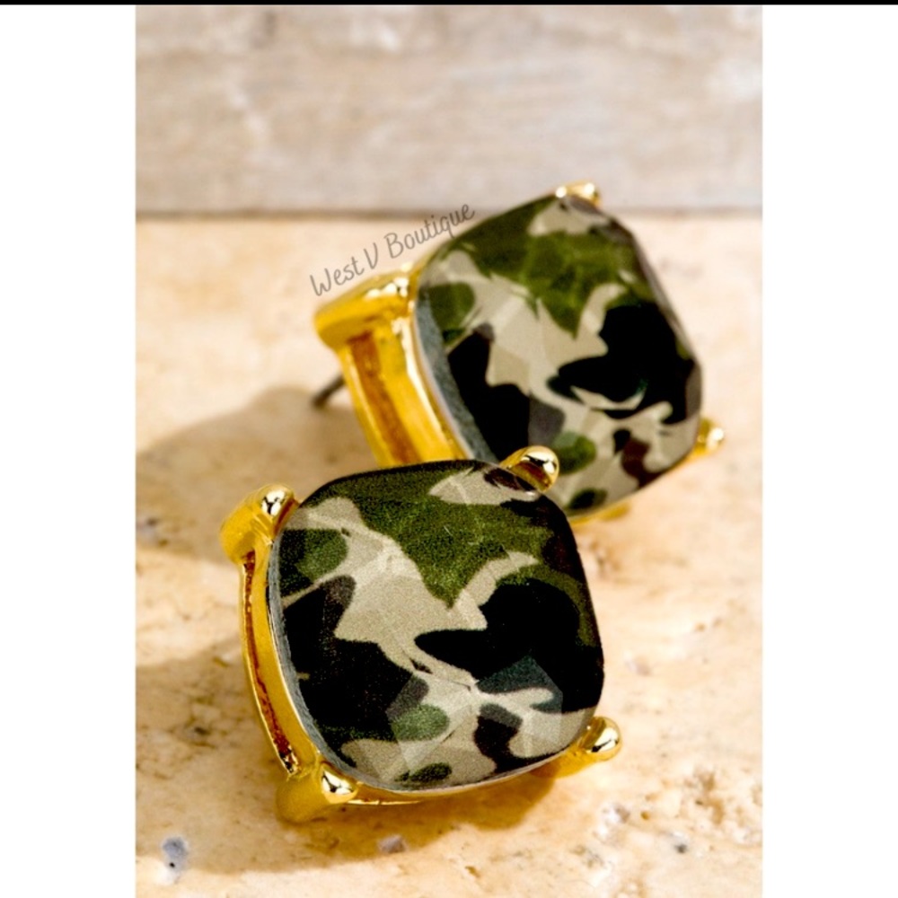 New Women’s Camouflage Faceted Stud Earrings gold